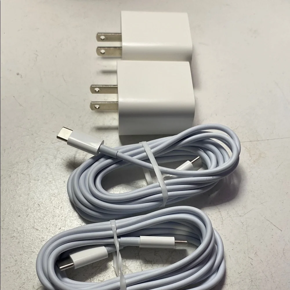 White iPhone Charger 2 wires n 2 charger ports
